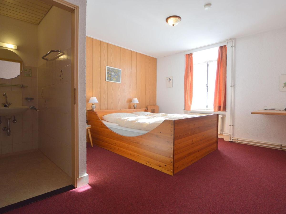 Classy Holiday Home In Uerzig Near Forest Oda fotoğraf